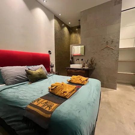 Boutique Bed and breakfast *